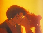 Anime Küssen Kuss Kuß Mann Frau Girl Usagi Bunny Tsukino Sailor Moon Mamoru Kamen Tuskedo Mask Sonne Sonnenschein langes Haare